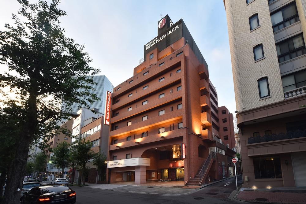 Yokohama Heiwa Plaza Hotel Kanagawa Екстер'єр фото